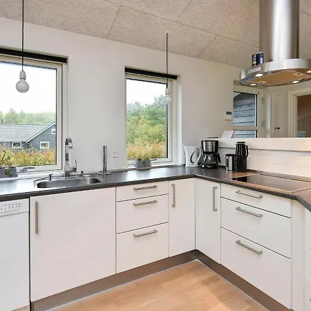 Luxurious Holiday Home In Hovborg With A Scenic View Casa de Férias *
